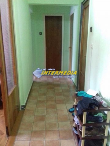 apartament-3-camere-in-alba-iulia-zona-cetate-8