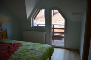 busteni-apartament-cu-trei-camere-in-vila-0