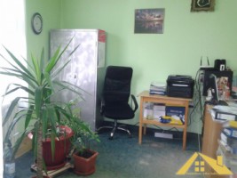 de-vanzare-2-case-la-pret-de-una-in-centru-5