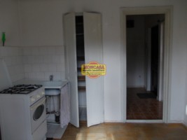 apartament-2-camere-decomandat-ion-pillat-bazar-etaj-3-5