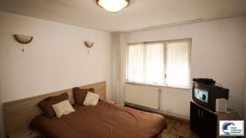 sinaia-apartament-cu-2-camere-parter-11