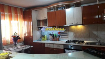 apartament-cu-4-camere-cetate