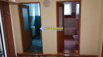 casa-3-camere-de-inchiriat-cetate-3