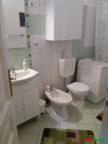 apartament-3-camere-de-inchiriat-in-sibiu-zona-parc-sub-arini-10