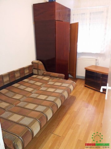 apartament-3-camere-de-inchiriat-in-sibiu-zona-vasile-aron-1