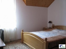 predeal-apartament-cu-3-camere-in-vila-pemteren-500-mp-3