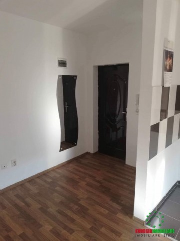 apartament-cu-2-camere-suprafata-utila-35-mp-de-vanzare-in-zona-gusterita-sibiu