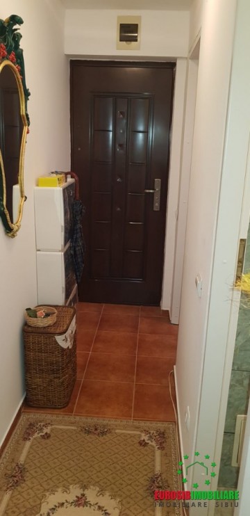 apartament-de-vanzare-cu-2-camere-in-sibiu-zona-cedonia-2