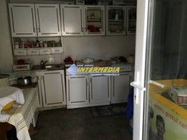 casa-9-camere-si-teren-2500-mp-de-vanzare-zona-santimbru-30