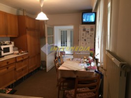 casa-9-camere-si-teren-2500-mp-de-vanzare-zona-santimbru-15