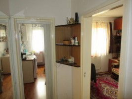 oferim-spre-vanzare-apartament-in-zona-dimbu-pietros-5