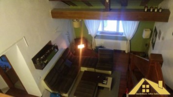 apartament-4-camere-cu-scara-interioara-0