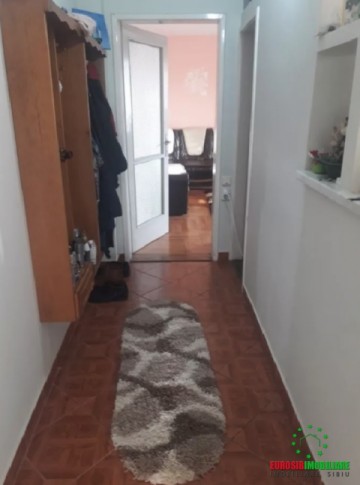 apartament-3-camere-semidecomandat-in-terezian-5