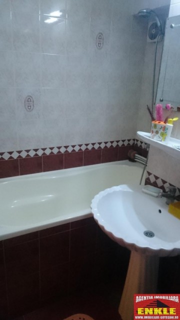 apartament-3-camere-zona-centrala-3