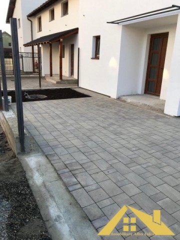 casa-constrcutie-noua-in-cetate-6