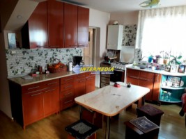 casa-de-vanzare-in-zona-cetate-piata-4