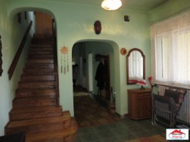 casa-zona-functionarilor-cu-teren-5-ari-id-21374-6