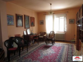 casa-zona-functionarilor-cu-teren-5-ari-id-21374-7