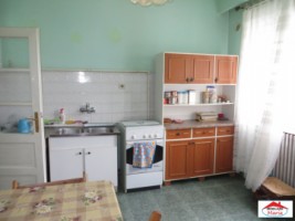 casa-zona-functionarilor-cu-teren-5-ari-id-21374-15