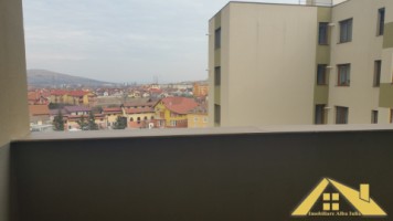 apartament-cu-3-camere-de-vanzare-ampoi-3-5