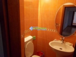 apartament-4-camere-si-scara-interioara-de-vanzare-centru-6