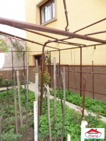 casa-p-2e-de-vanzare-semicentral-id-1836-2