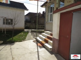 casa-4-camere-zona-functionarilor-8-ari-id-21392