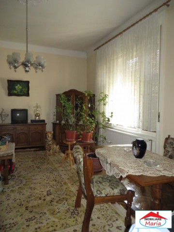 casa-4-camere-zona-functionarilor-8-ari-id-21392-6