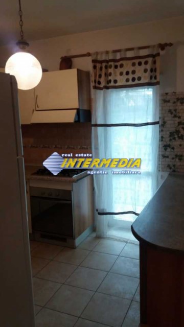 casa-p1-de-inchiriat-in-cetate-alba-iulia-14