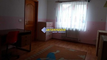 casa-p1-de-inchiriat-in-cetate-alba-iulia-30