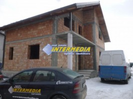 casa-de-vanzare-alba-iulia-in-rosu-62000-euro-negociabil