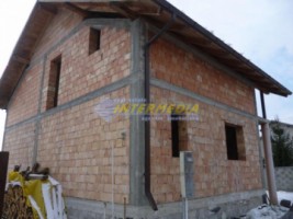casa-de-vanzare-alba-iulia-in-rosu-62000-euro-negociabil-6