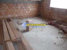 casa-de-vanzare-alba-iulia-in-rosu-62000-euro-negociabil-8