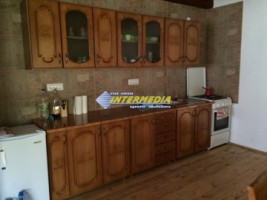 casa-de-vacanta-3000-mp-teren-1