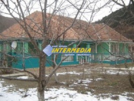 casa-de-vanzare-4600-mp-teren-zona-geoagiu