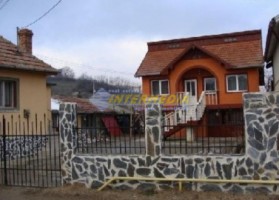 casa-noua-de-vanzare-2400-mp-teren