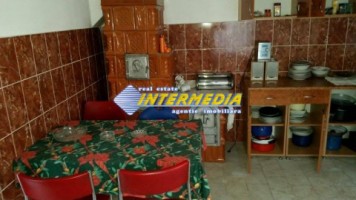casa-de-vanzare-zona-pianu-2003-mp-teren-4