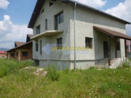casa-la-gri-de-vanzare-in-sard