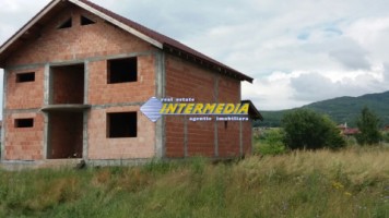casa-semifinisata-de-vanzare-dpe-1295-mp-teren-in-zona-alba-micesti-2