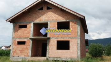 casa-semifinisata-de-vanzare-dpe-1295-mp-teren-in-zona-alba-micesti-1