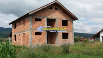 casa-semifinisata-de-vanzare-dpe-1295-mp-teren-in-zona-alba-micesti-6
