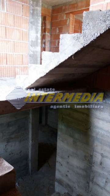 casa-semifinisata-de-vanzare-dpe-1295-mp-teren-in-zona-alba-micesti-8