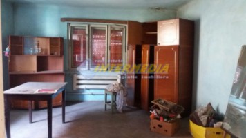 casa-2-camere-teren-de-vanzare