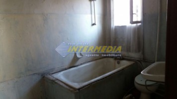 casa-2-camere-teren-de-vanzare-3