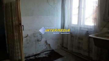 casa-2-camere-teren-de-vanzare-6