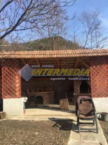 casa-de-vanzare-3-camere-teren-1700-mp-zona-cricau-6