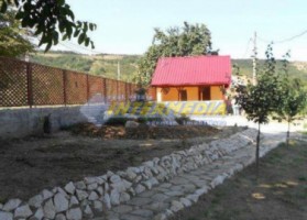 casa-de-vanzare-zona-periferie-cu-iaz-piscicol-4