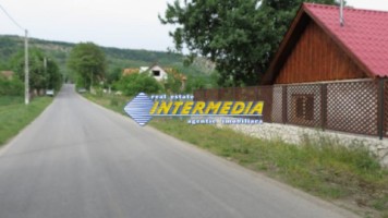 casa-de-vanzare-zona-periferie-cu-iaz-piscicol-5