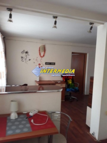 apartament-2-camere-de-inchiriat-cetate-1