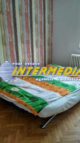 apartament-3-camere-cetate-de-vanzare-zona-bulevard-4